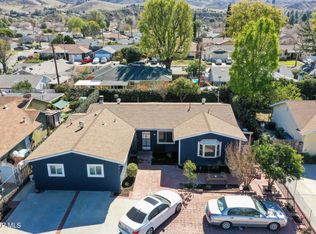 2272 Royal Ave, Simi Valley, CA 93065