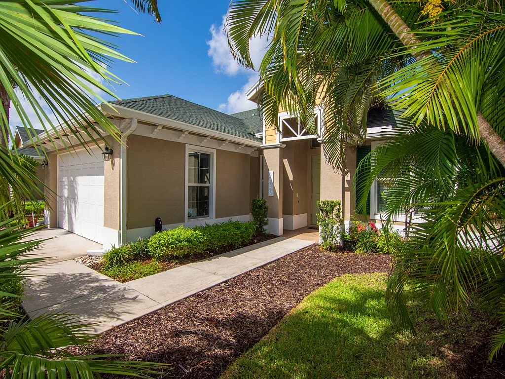 3 bed, 2.5 bath, 1932 sqft, $5,500 — Photo 3