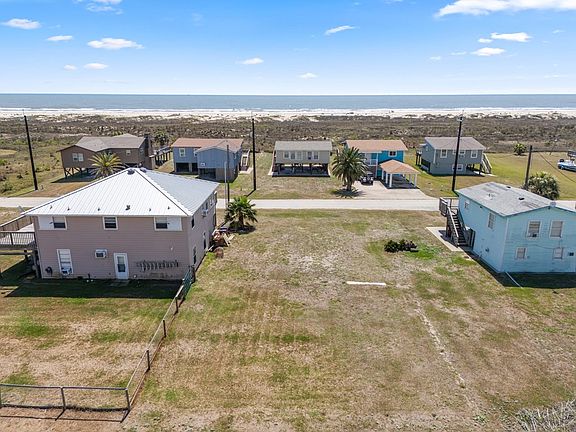 2nd image of 499 Beachfront Dr