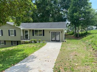 421 Wisteria Rd, La Fayette, GA 30728