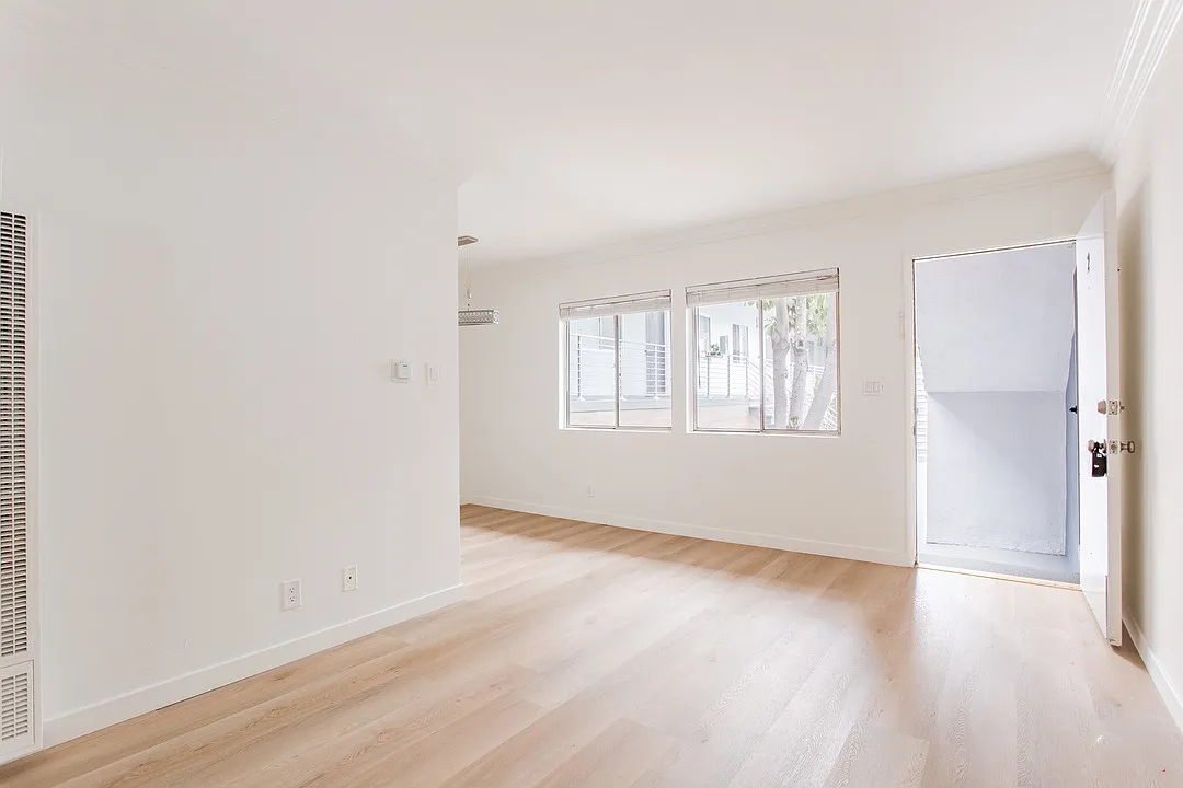 1 bed, 458 sqft, $2,385 — Photo 4