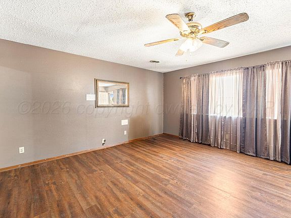 5th image of 800 N Arizona St