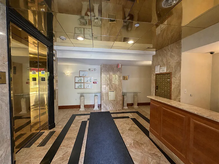 2440 Massachusetts Ave #33 — Photo 8