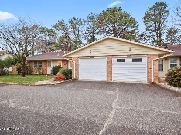 107B Buckingham Drive, Manchester, NJ 08759