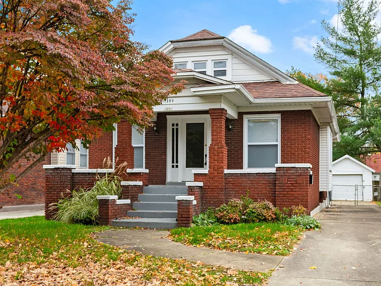 1309 Lydia St — Photo 1
