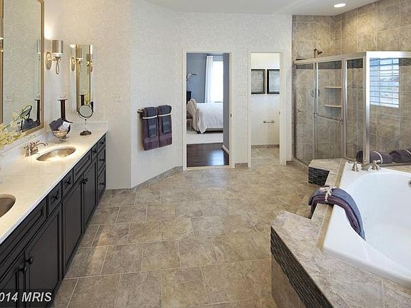 5th image of 5813 Coppelia Dr