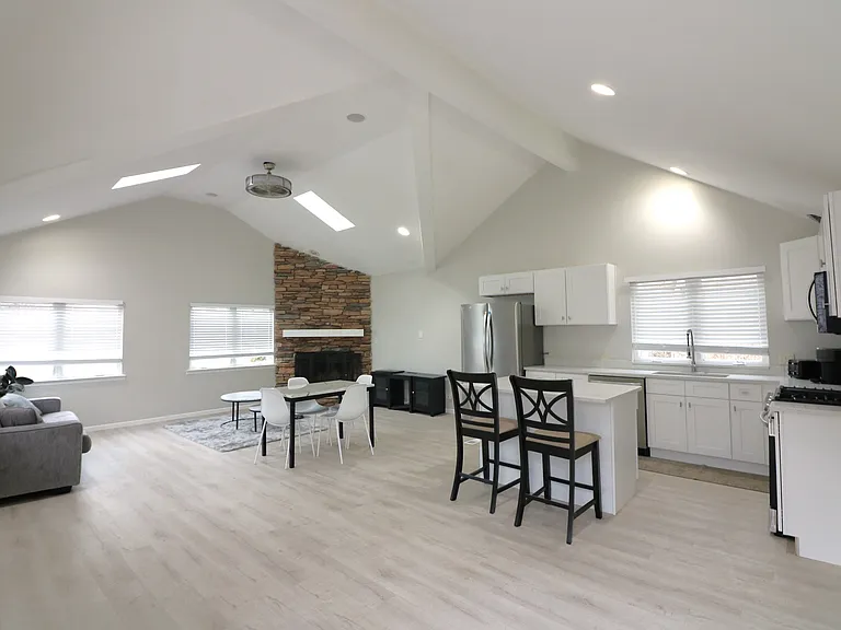 34668 N Nokomis Trl — Photo 2