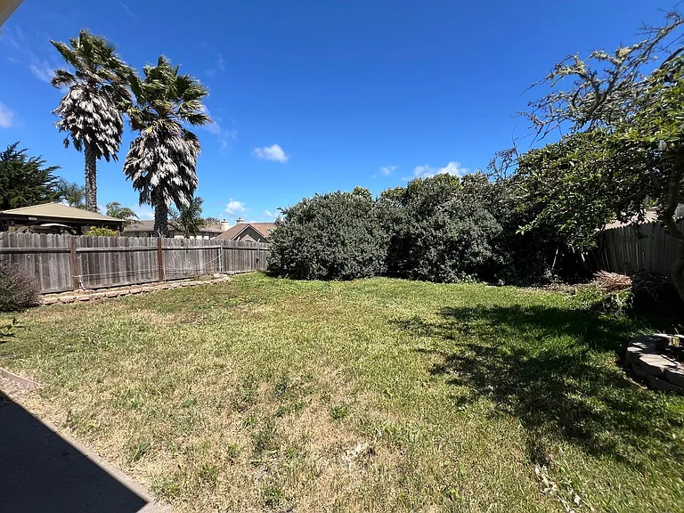 406 Coronado Dr — Photo 16