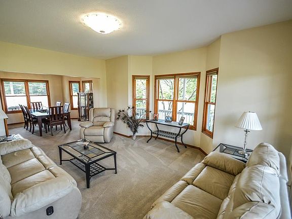5th image of 19070 Landing Ln