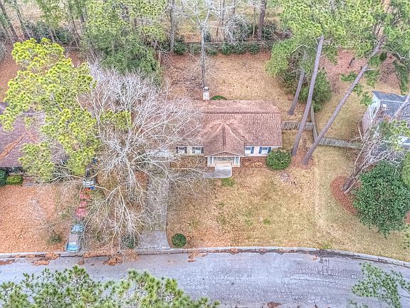 2nd image of 217 Stratford Dr