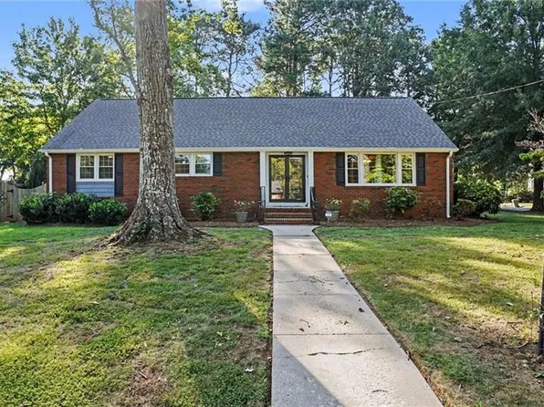 1000 Meade Dr, Greensboro, NC 27410