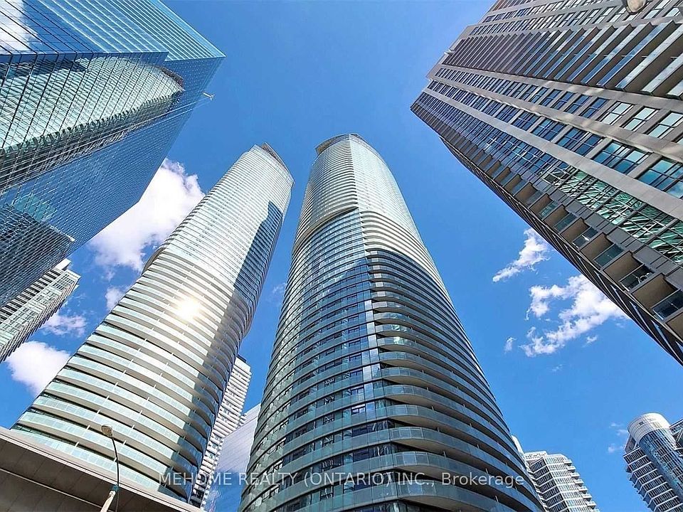 2nd image of 12 York St #4606
