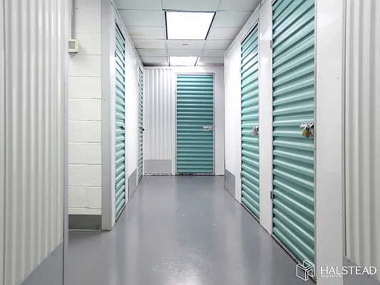 Rented by Halstead Real Estate | media 7