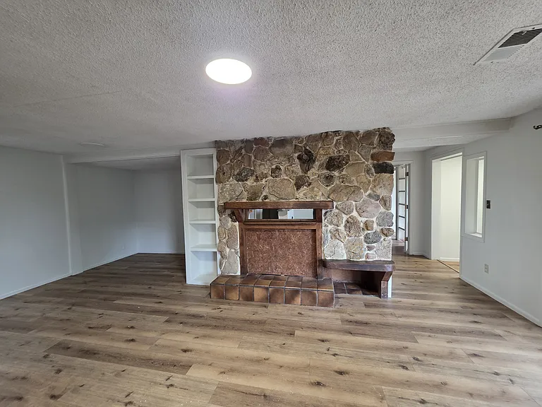 111 Ballew Ln — Photo 5