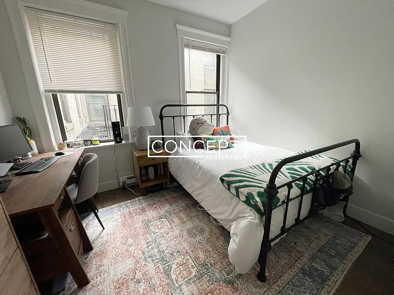 Park Dr — Photo 15