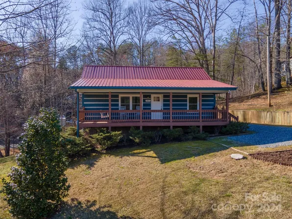 37 Tradition Ln, Whittier, NC 28789