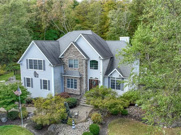 38 Whites Corner Lane, Hopewell Junction, NY 12533