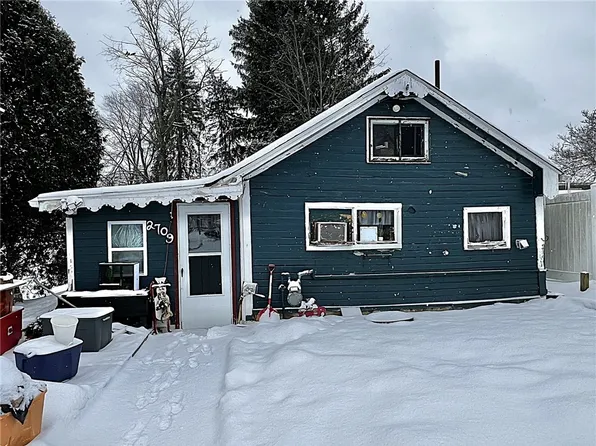 2709 20th Street Ext, Beaver Falls, PA 15010