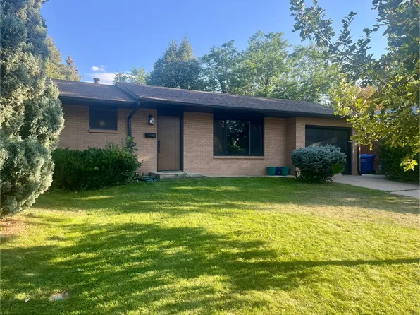 1925 Oakwood Dr, Fort Collins, CO 80521