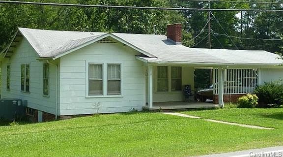 3rd image of 1308 Eldorado St
