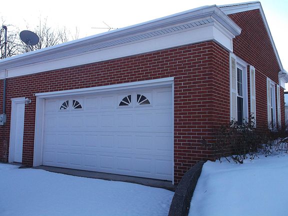 3rd image of 501 Glendale Dr