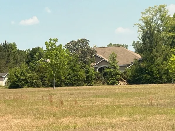 2706 State Highway 203, Jesup, GA 31545