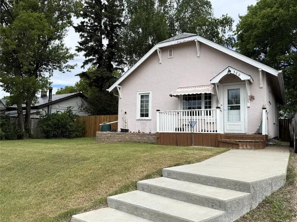 320 23rd Street E, Prince Albert, SK S6V 1P7