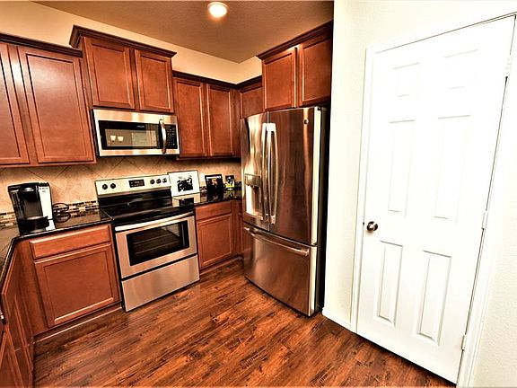 2nd image of 3217 Jackal Dr #3217