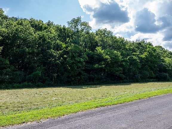 4th image of 4.99 Hopkins Hollow Rd