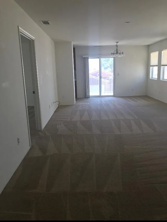 3 bed, 1416 sqft, $2,800 — Photo 4