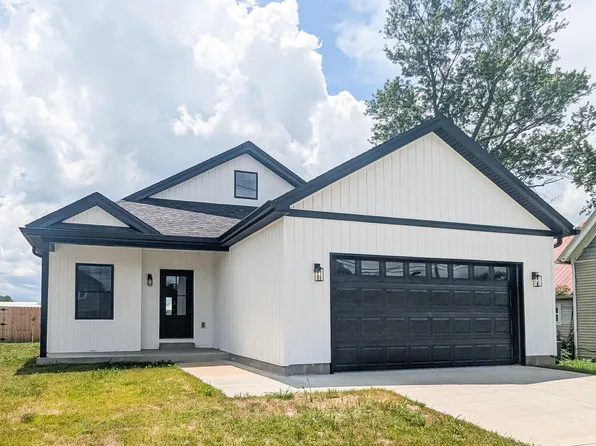 218 E Woodford St, Lawrenceburg, KY 40342