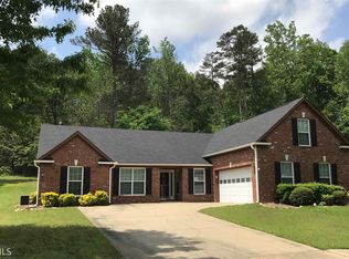 892 Fairmont Park Dr, Dacula, GA 30019