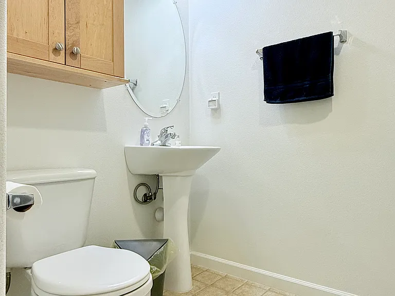 10743 SW Canterbury Ln #102 — Photo 10