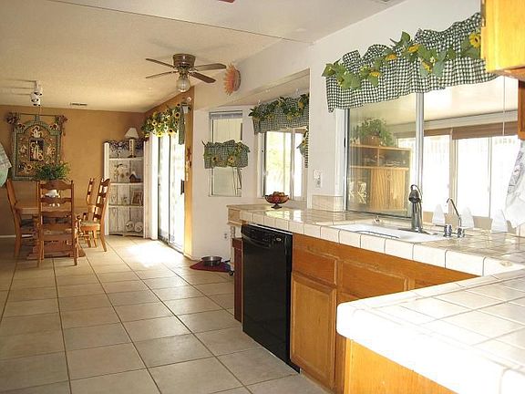 Kitchen off slide to covered patio