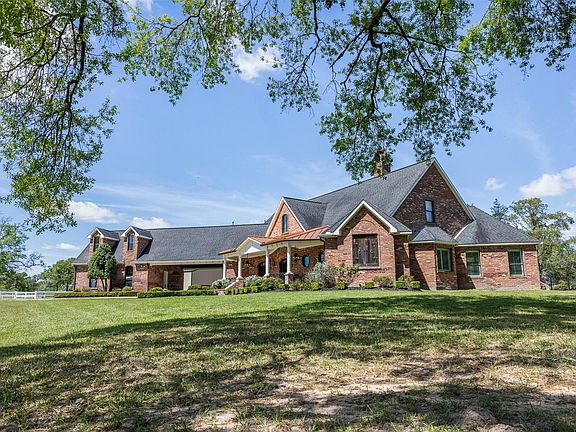 3rd image of 29500 Skymac Ranch Rd
