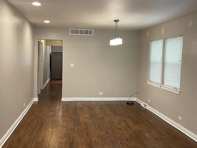 2316 W Arthur Ave #2 — Photo 11