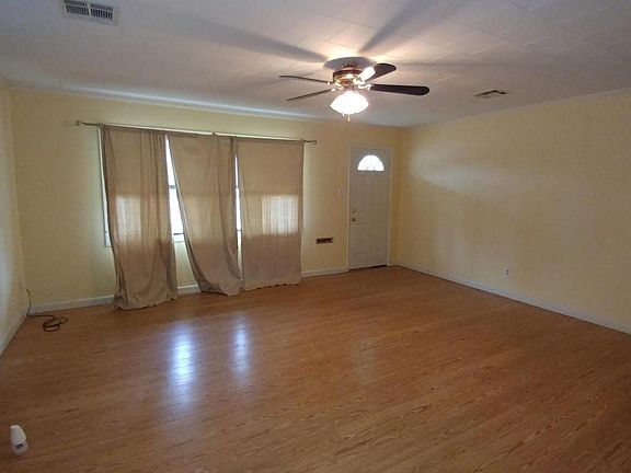 5th image of 1021 N Western Ave