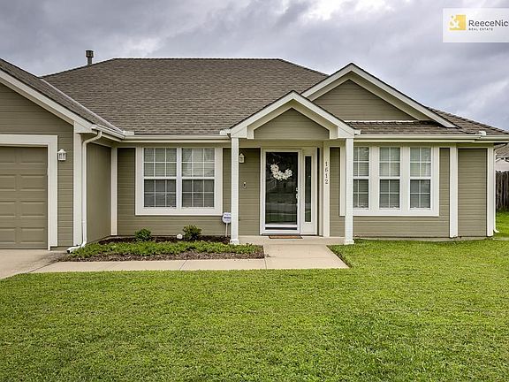 4th image of 1612 SE Dalton Dr