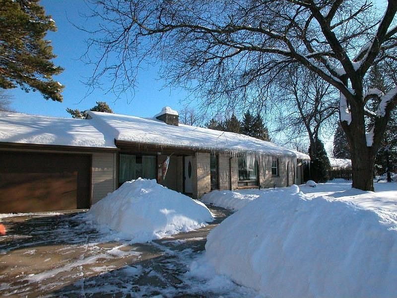 1st image of 8770 N Kildeer Ct