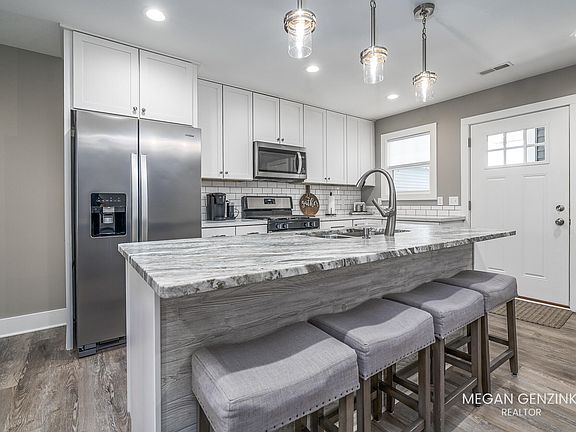 3rd image of 11973 Quincy Meadow Dr #14