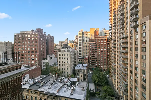 Rented by Stonehenge NYC LLC | media 3