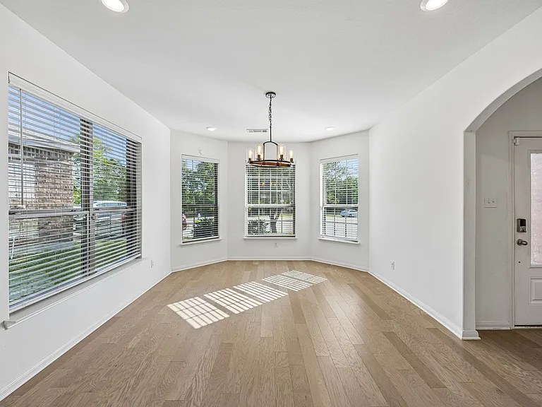 1613 Weathervane Way — Photo 5