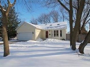 901 Saybrook Rd, Madison, WI 53711