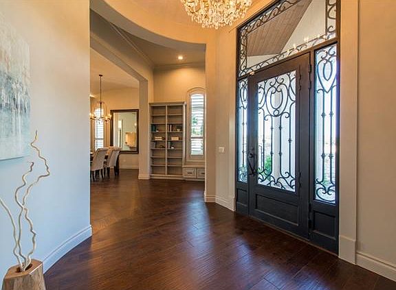 3rd image of 106 Blanco Ct