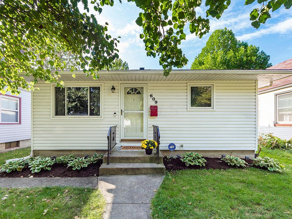 1st image of 609 E Longview Ave