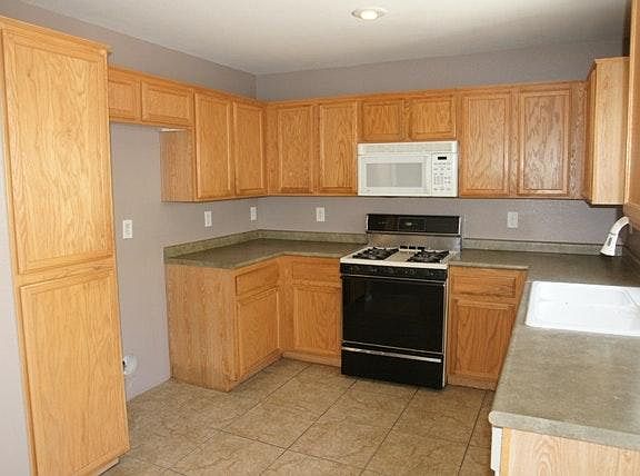 5th image of 5098 Desert Dandelion Ct