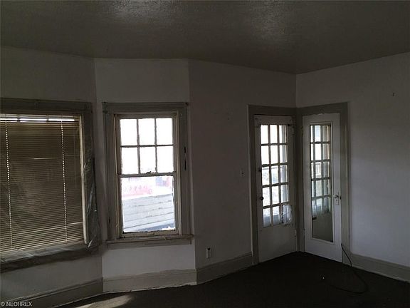3rd image of 3401 E 146th St