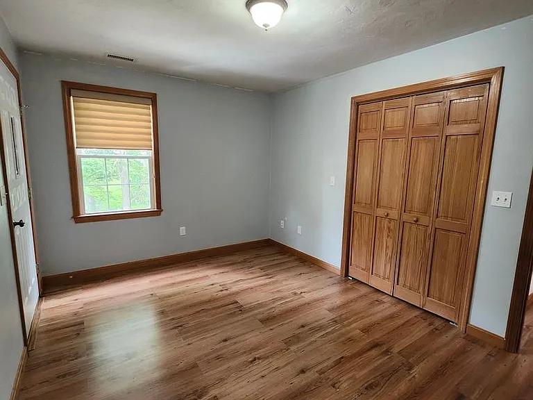 48 Sullivan Pl #2 — Photo 3