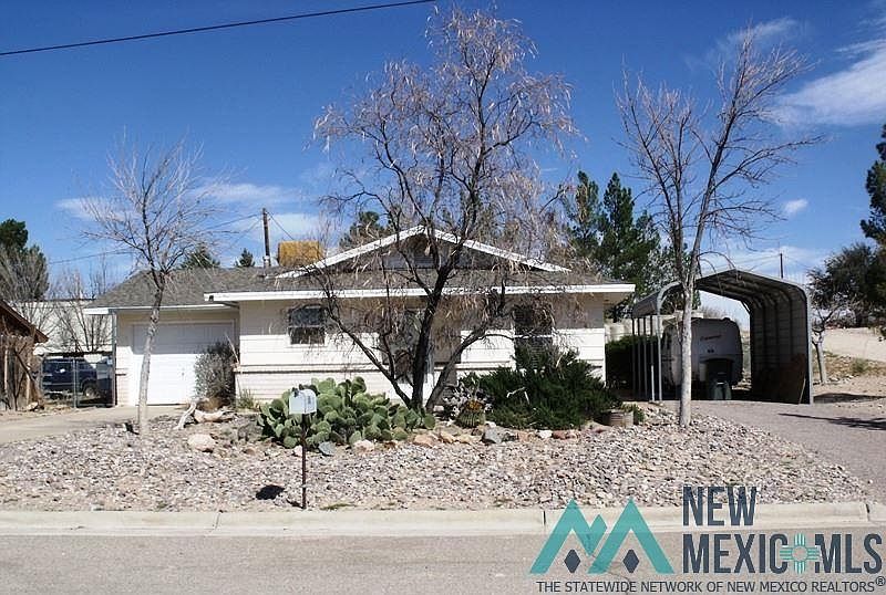 1st image of 1580 E 6th Ave