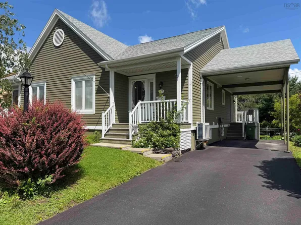 27 Wellington Ct, Truro, NS B2N 6M9